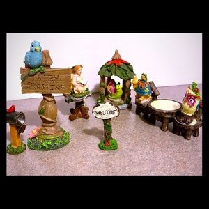 Brand New Fairly Crossing School-In Garden Set